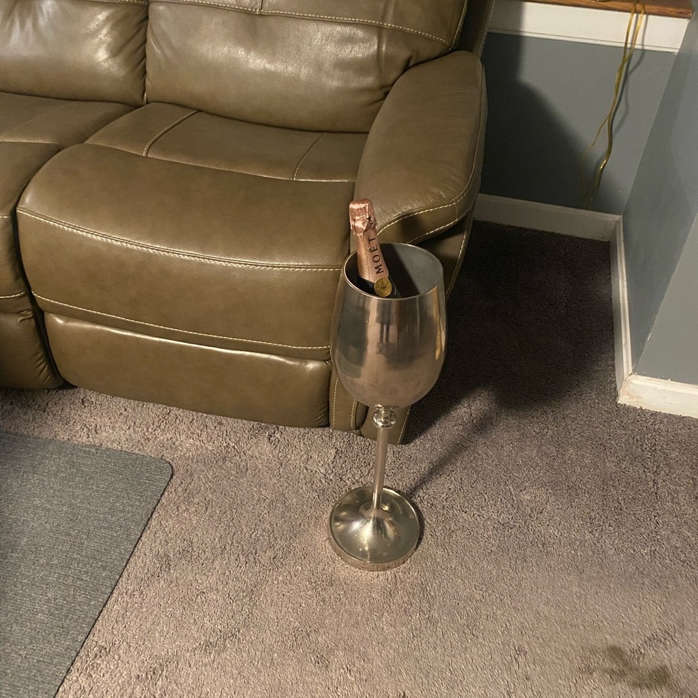 Champagne cooler 24 1/2” floor standing